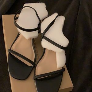 Inessa Steve Madden Sandals